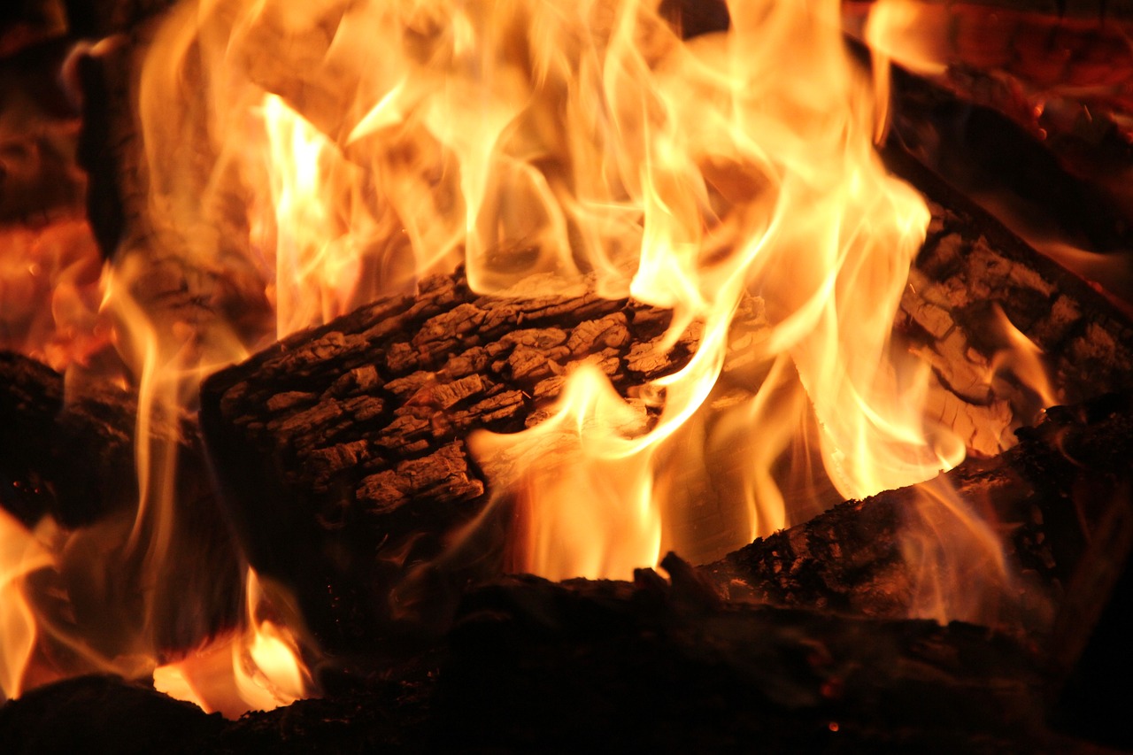 Expert Fireplace Cleaning in Hanson, MA Professional Fireplace Cleaning Services In Hanson Massachusetts